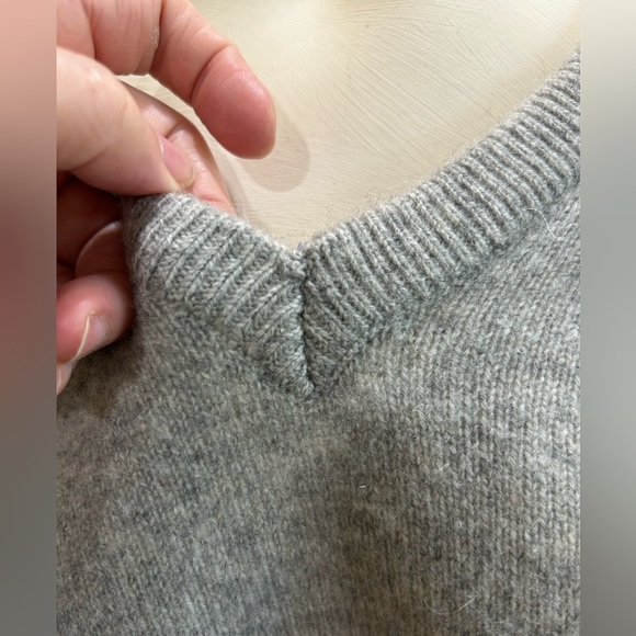 Ballantyne Saks Fifth Avenue Pure Cashmere Sweater - Picture 6 of 7